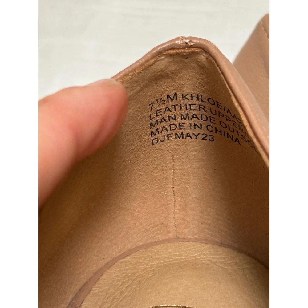 Andre Assous Featherweights Tan Leather Wedge Pumps Round Toe Shoes 8M